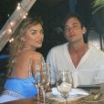 Rafa Kalimann e o namorado, Daniel Caon, tiveram jantar romântico em Trancoso, na Bahia, para comemorar aniversário do modelo